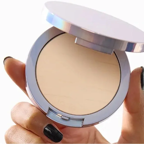 Tarte Face Tape Pressed Powder - 29N Light Medium Neutral - Picture 2 of 2